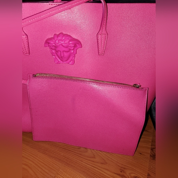 Versace Medusa Leather Tote - Picture 3 of 9